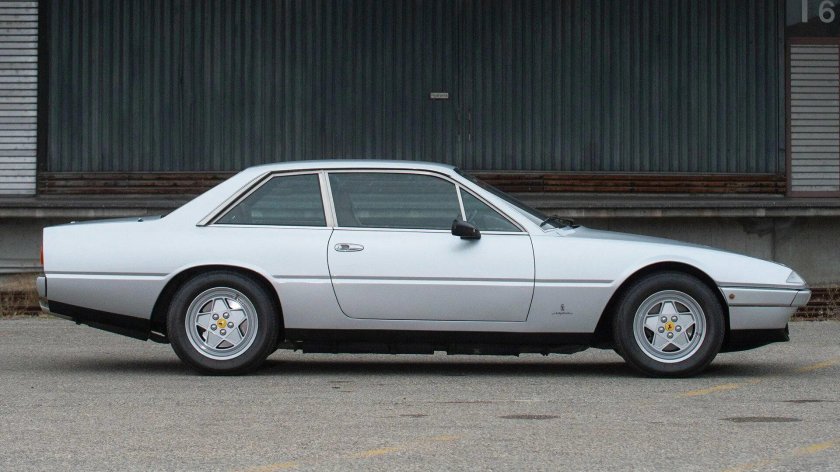 Ferrari 412 1985