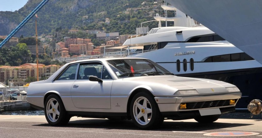 Ferrari 412