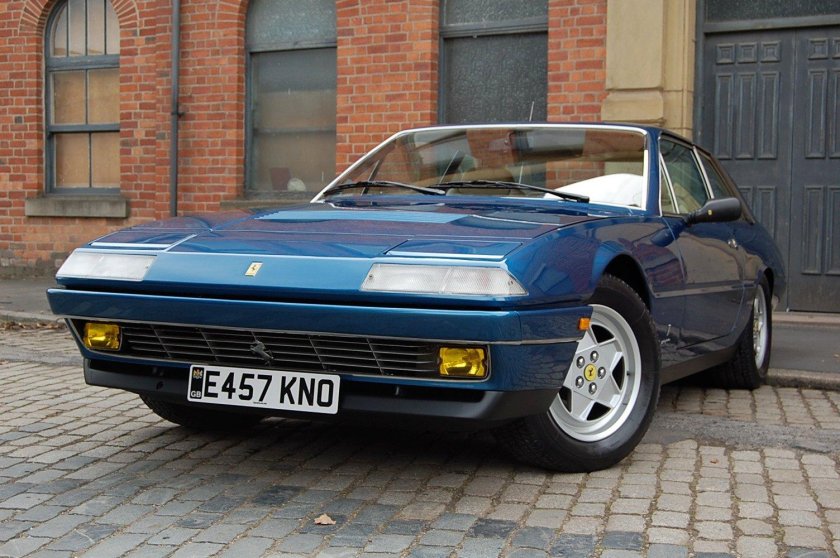 Ferrari 412i