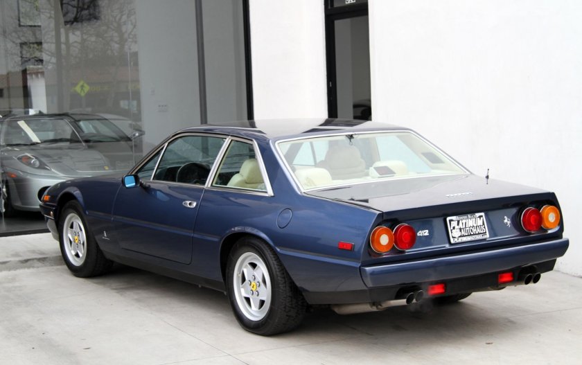 Ferrari 412