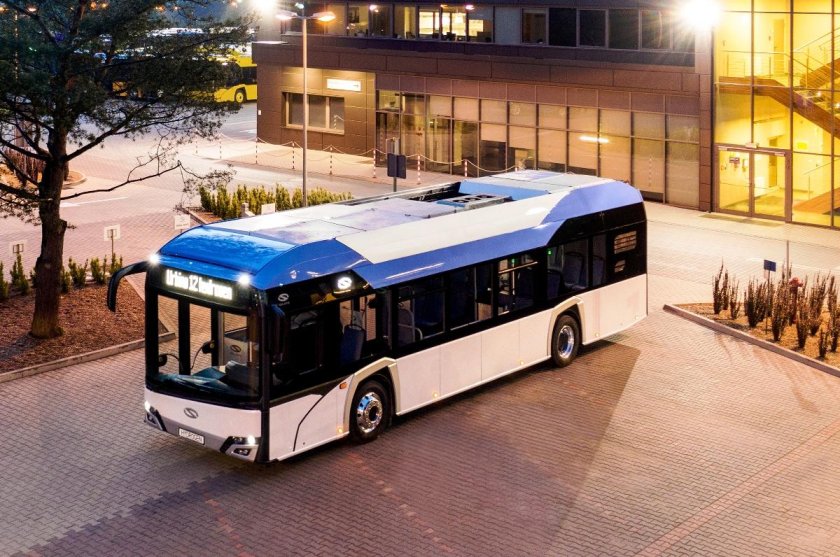 Японский электробус 2020г Mazda