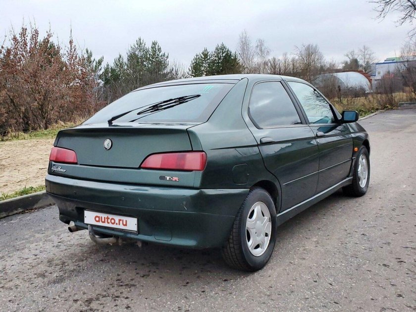 Альфа ромео 1998
