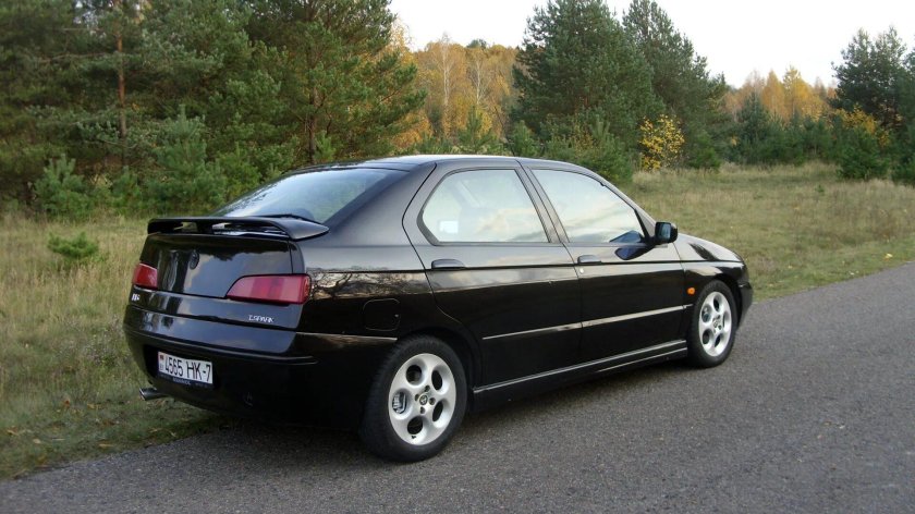 Alfa Romeo 146
