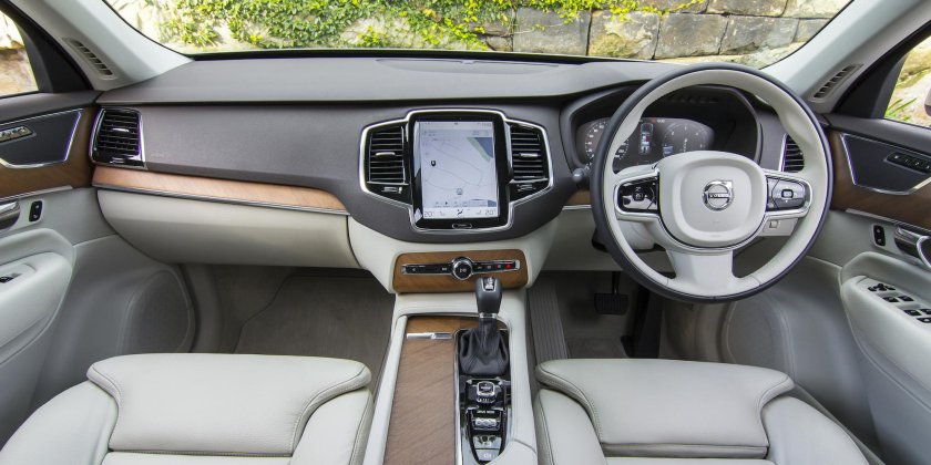 Volvo xc90 2022 салон