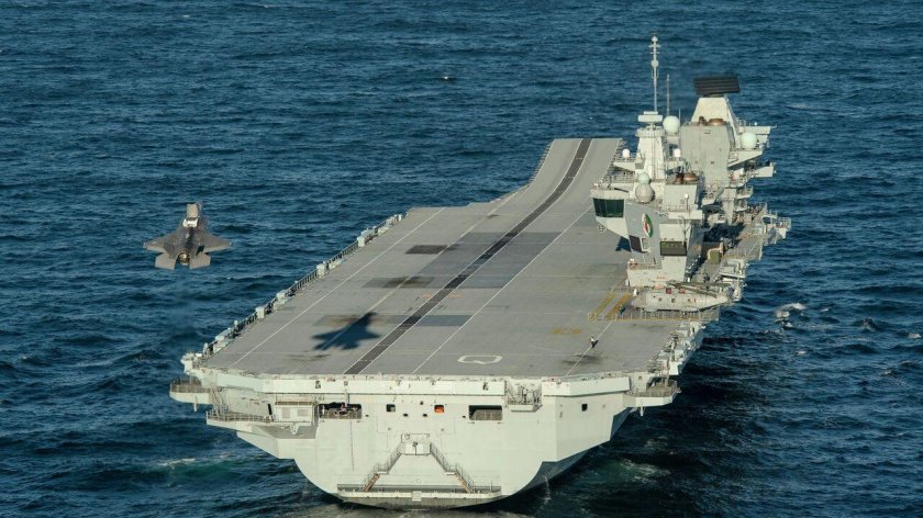 Британский авианосец «принц Уэльский»