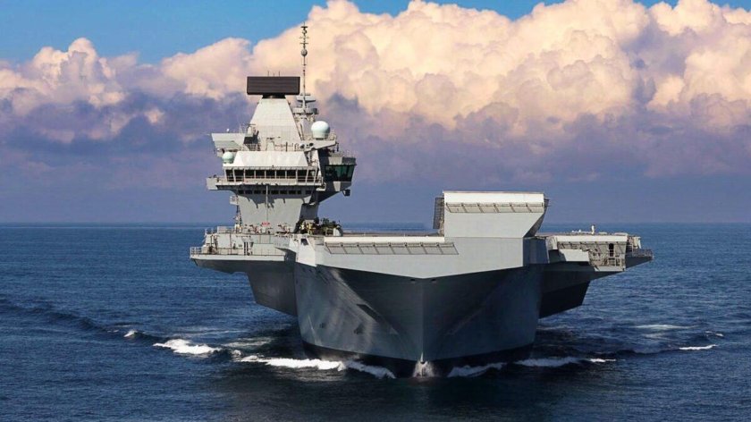 Авианосец Британии HMS Queen Elizabeth