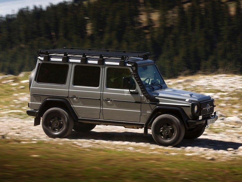 Mercedes-Benz g-class w461