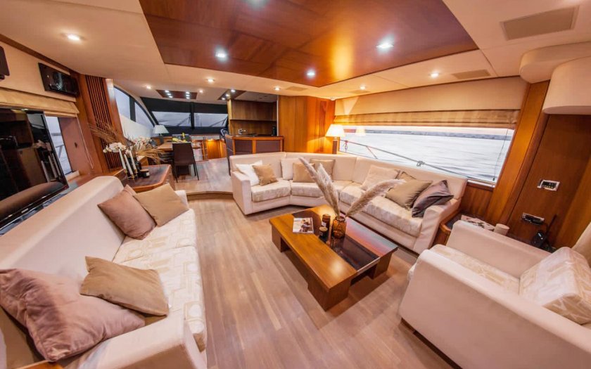 Яхта Манхэттен 70