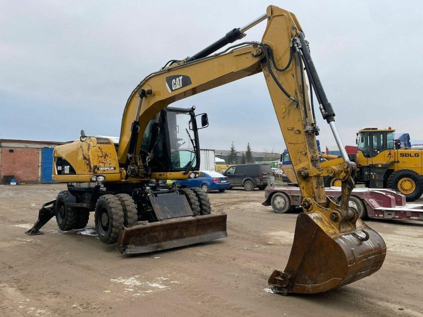 Экскаватор колесный