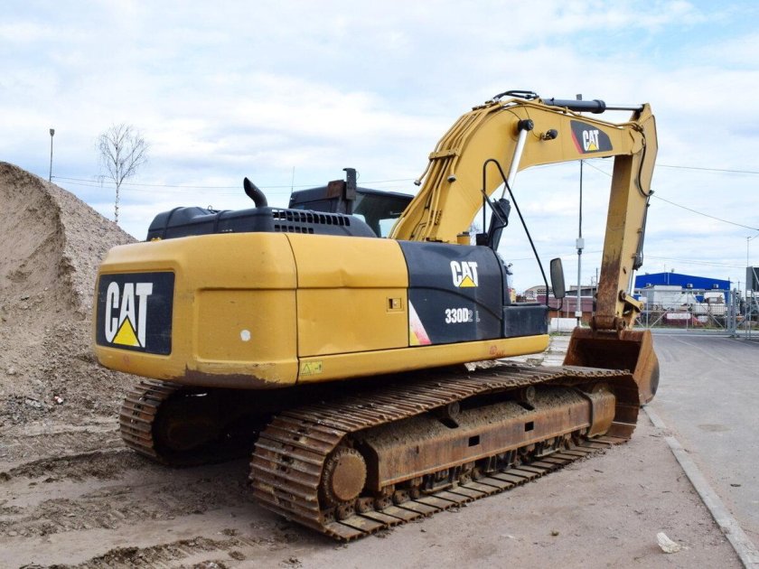 Caterpillar 330
