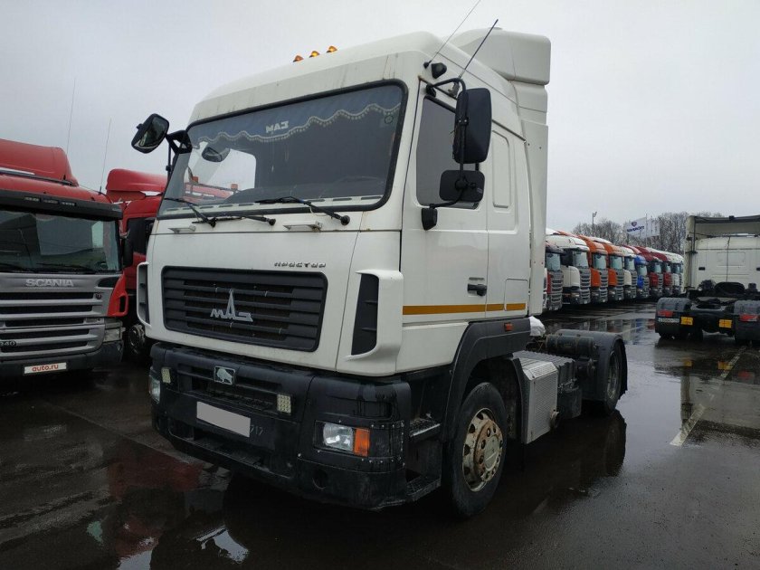 Седельный тягач маз