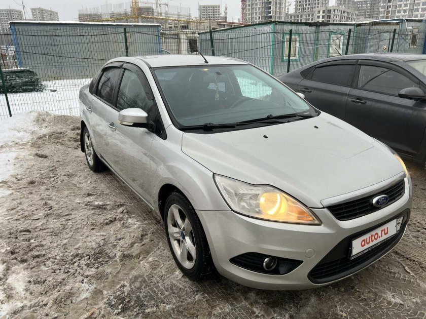 Форд фокус 2 седан серебристый