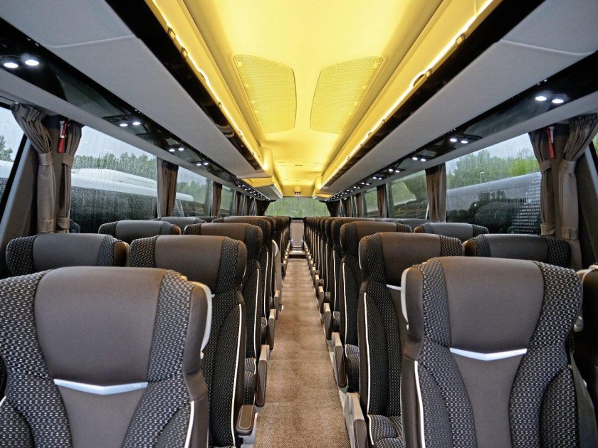 Автобус Scania Irizar