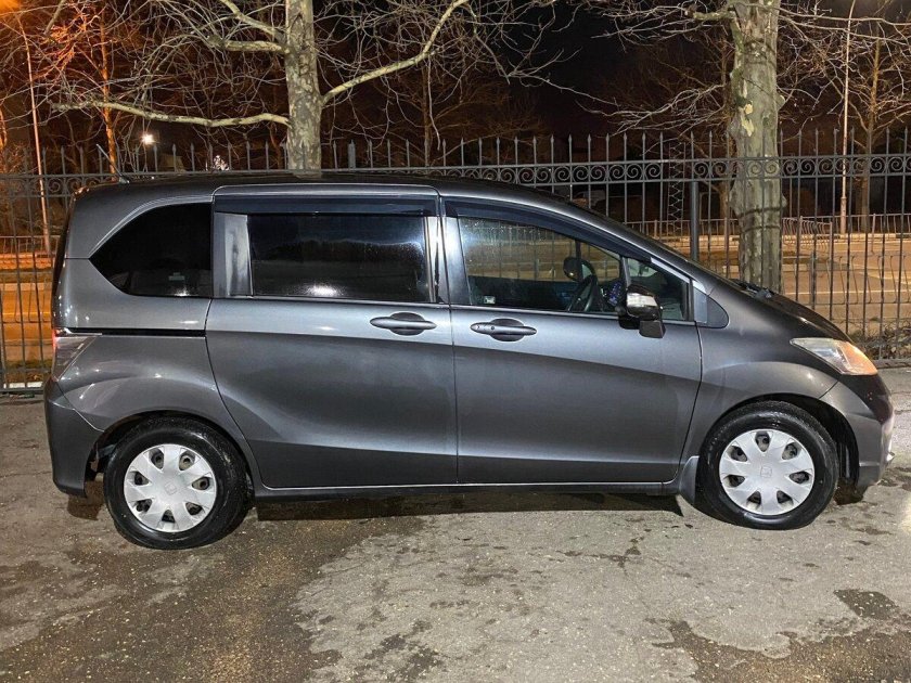 Honda freed 2008 2016