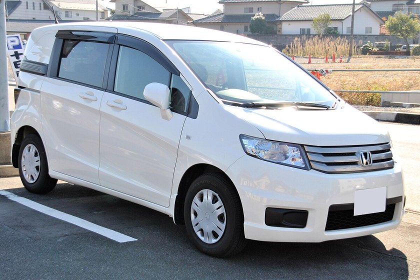 Honda freed Spike