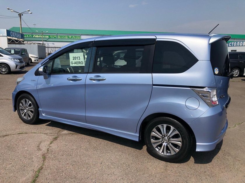 Honda freed 2013