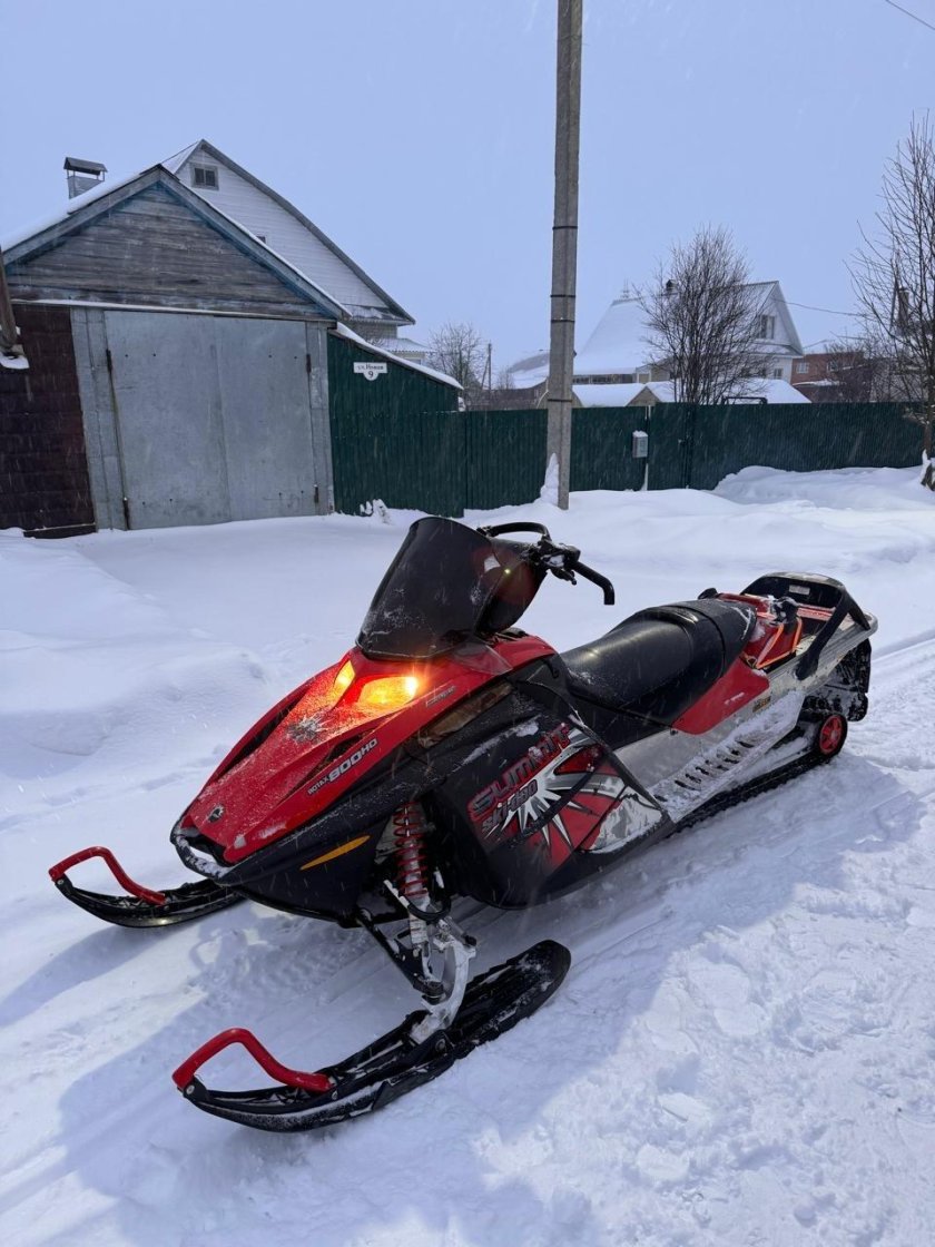 Снегоход brp