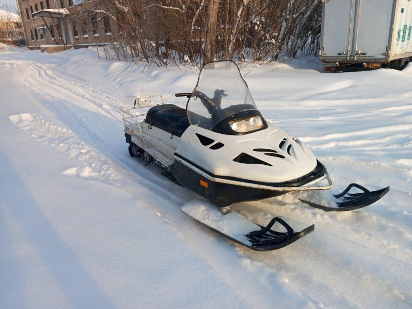 Снегоход тайга варяг 550v