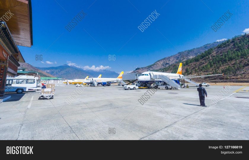 Аэропорт паро в бутане