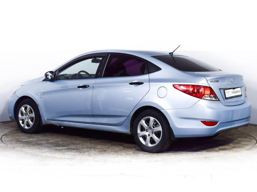 Хендай Солярис 2012