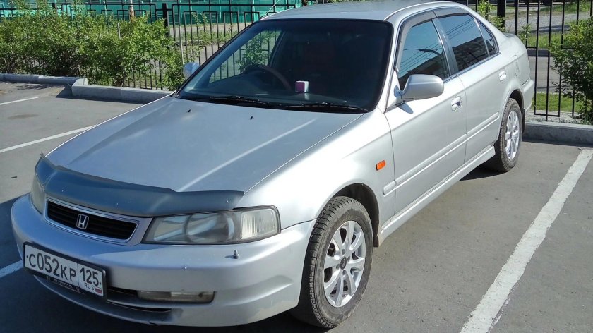 Хонда Домани 2000