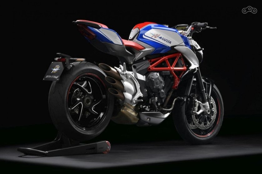 MV Agusta brutale 800