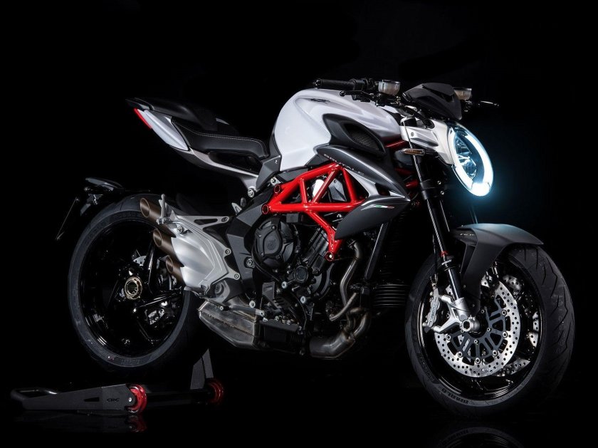 Mv agusta brutale 800