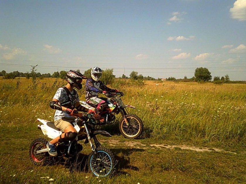 Мотоцикл на природе