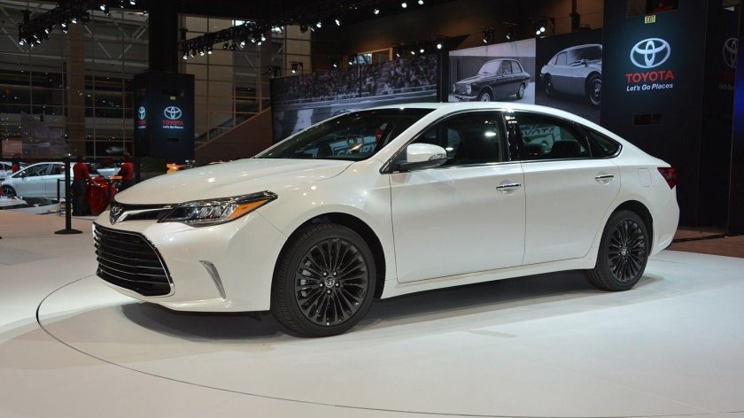 Тойота Авалон 2017