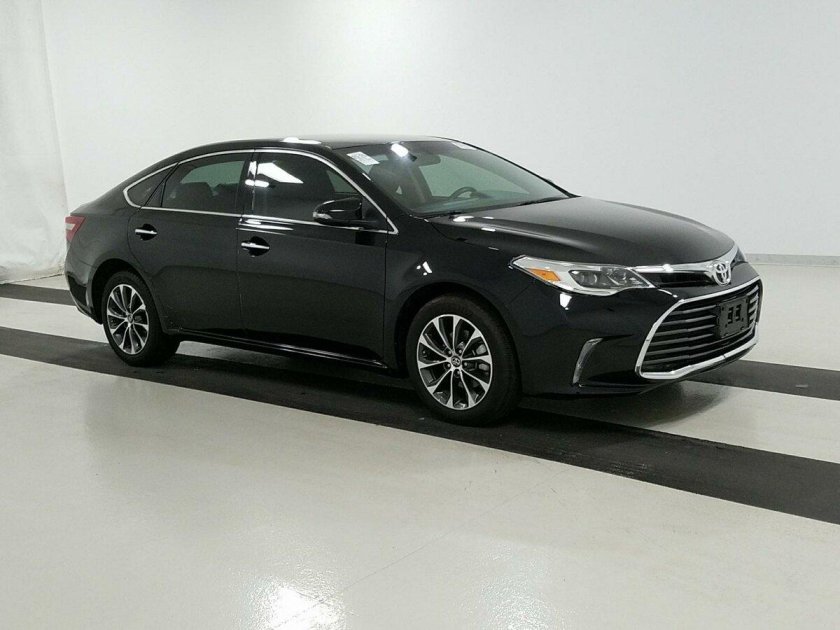 Toyota avalon 2018