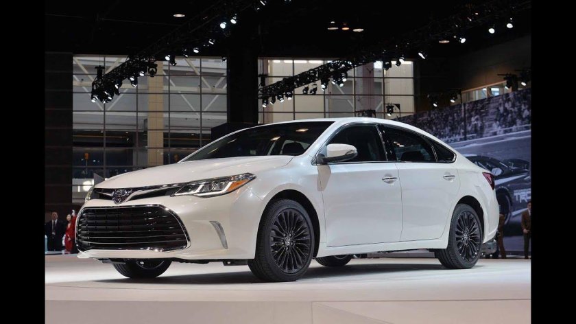 Тойота Авалон 2018