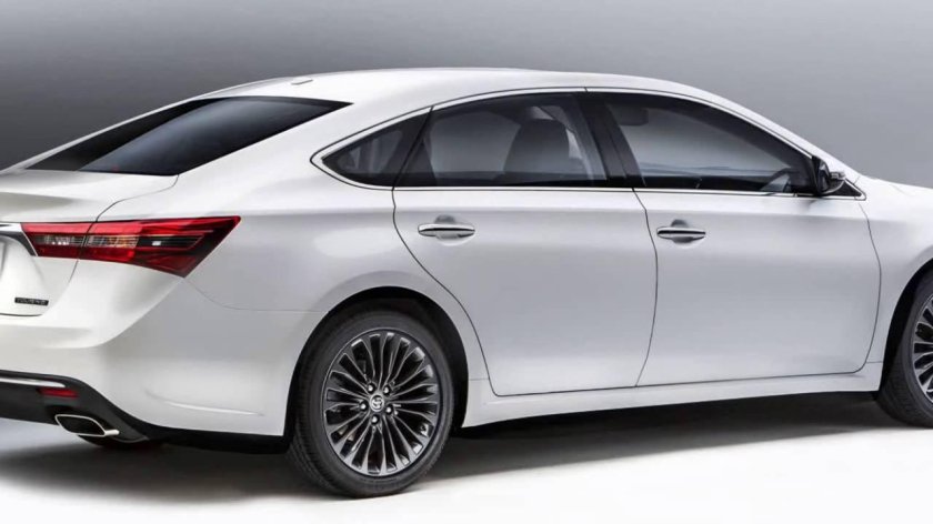 Toyota Avalon IV 2015