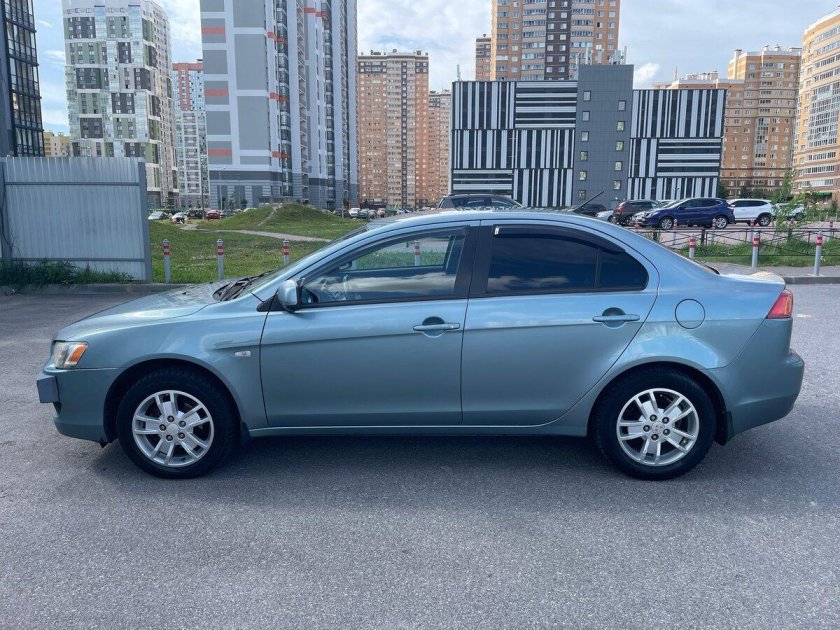 Митсубиси Лансер 10 цвет а 86