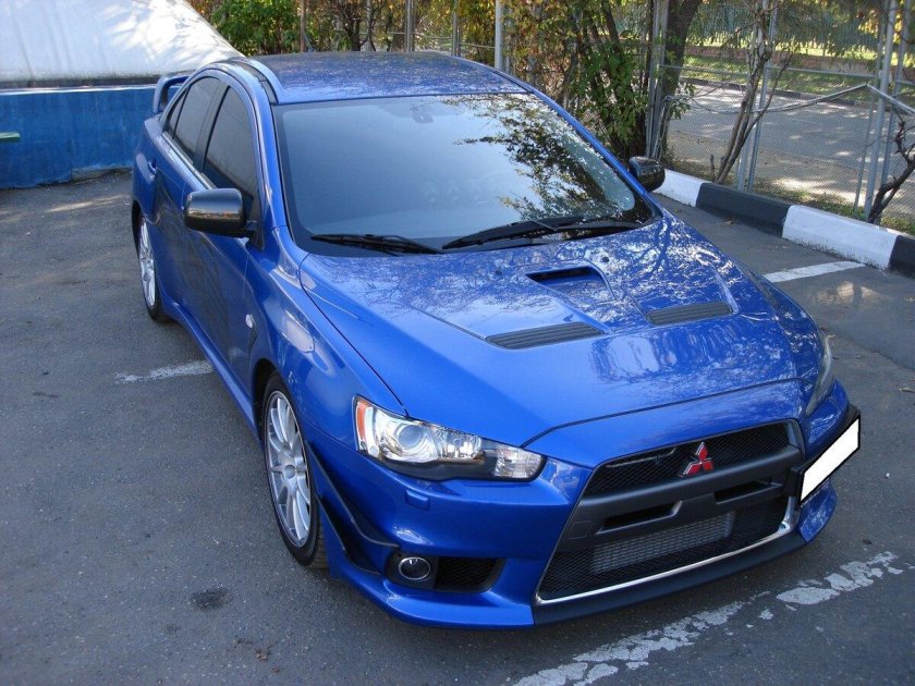 Лансер 10 синий