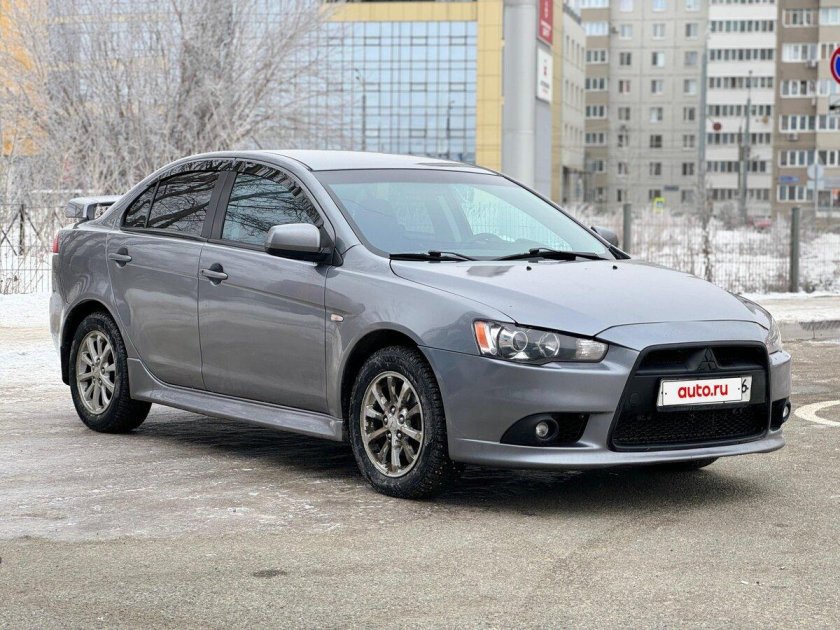 Лансер 10 рестайлинг серый