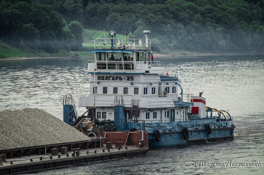 Волгарь 25 теплоход