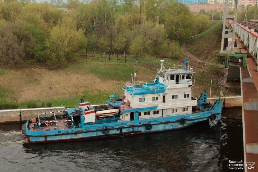 Волгарь 25 теплоход