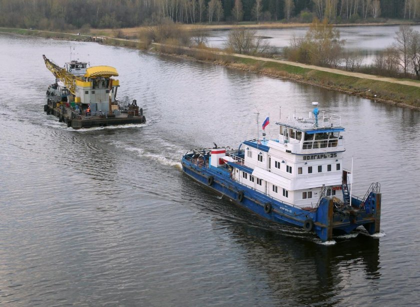Волгарь 25 теплоход