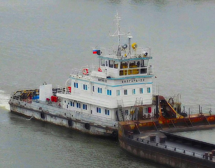 Буксир толкач