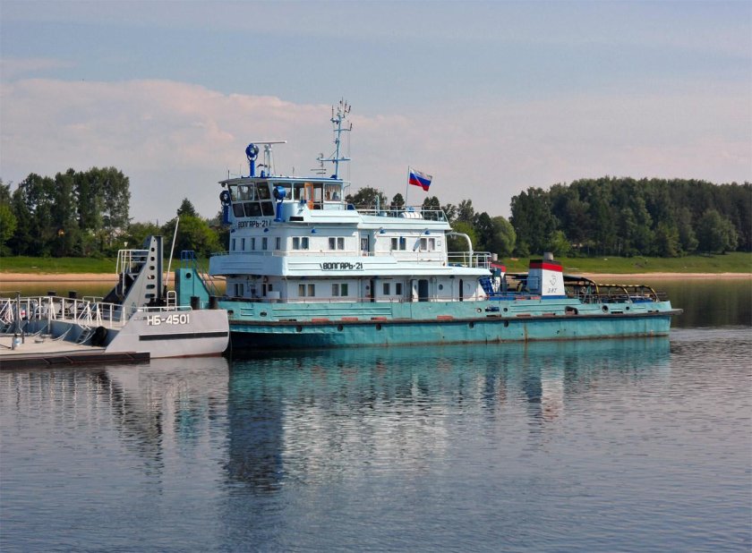 Волгарь 28 судно