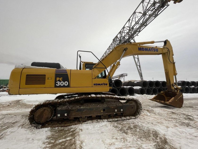 Экскаватор komatsu pc 300