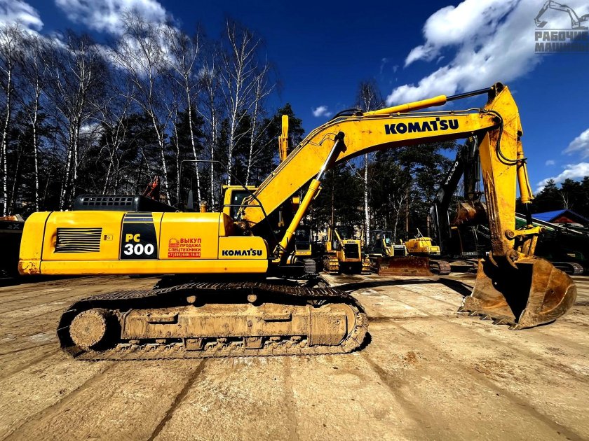 Гусеничный экскаватор komatsu pc300