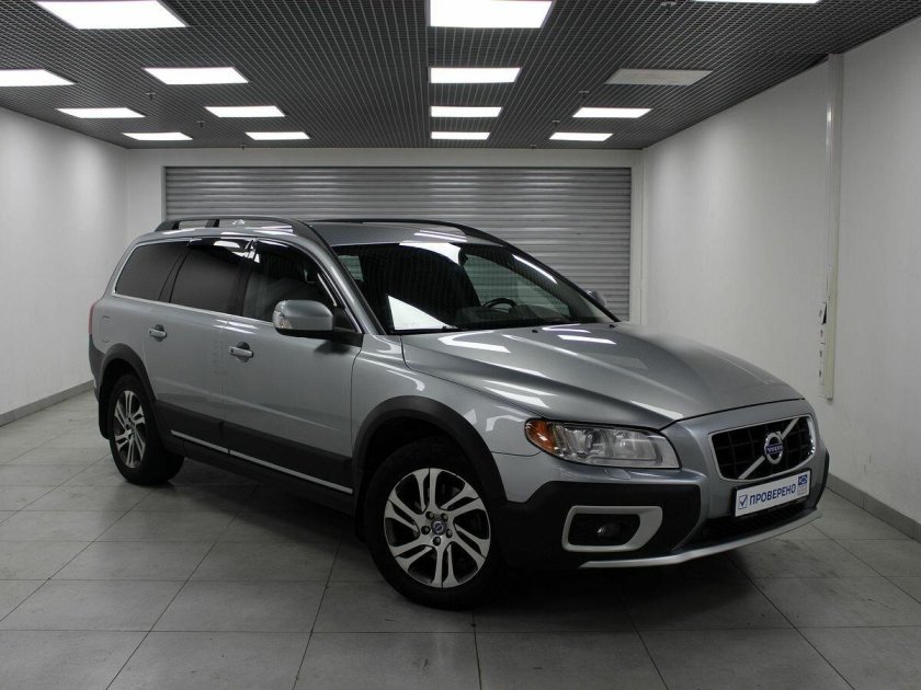 Volvo xc70 2010