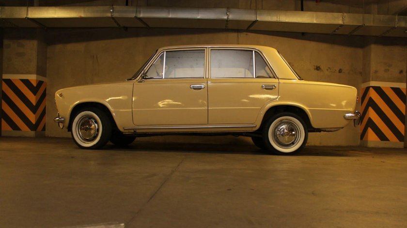 ВАЗ 2101 В профиль