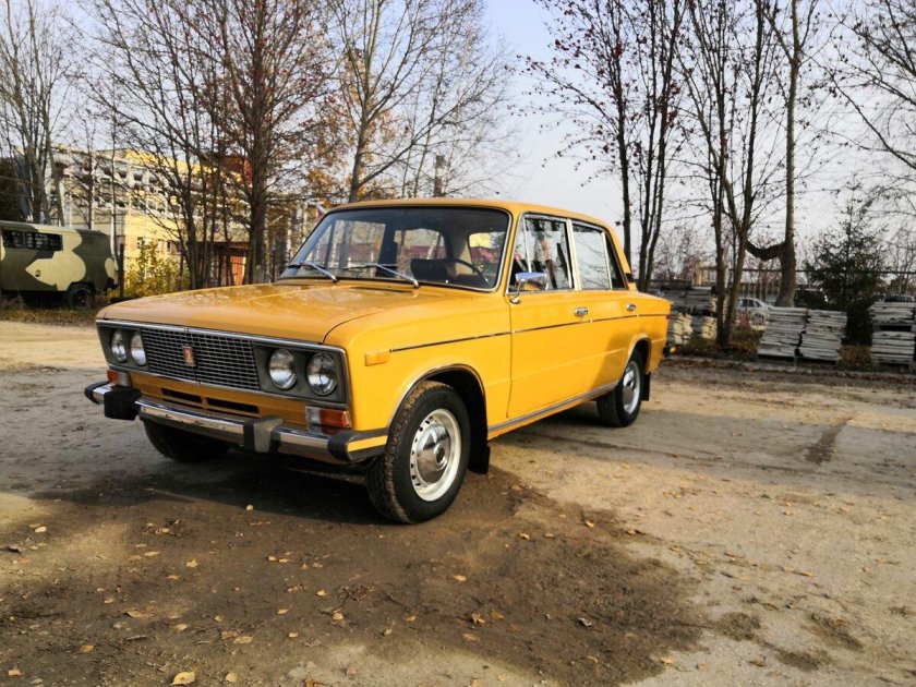 ВАЗ 2106 желтая