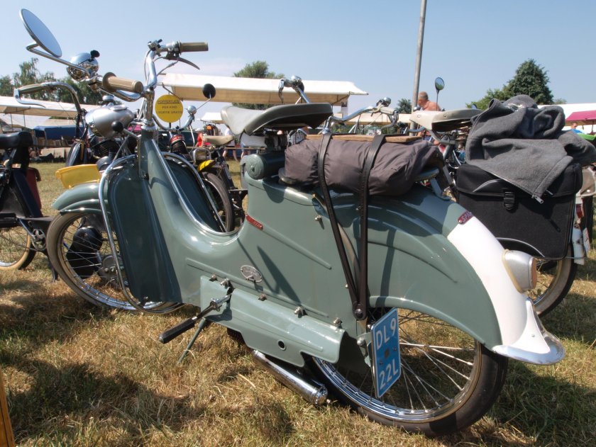 Мопед колхозник