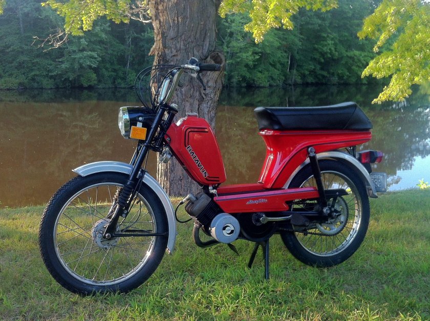 Мопед Батавус