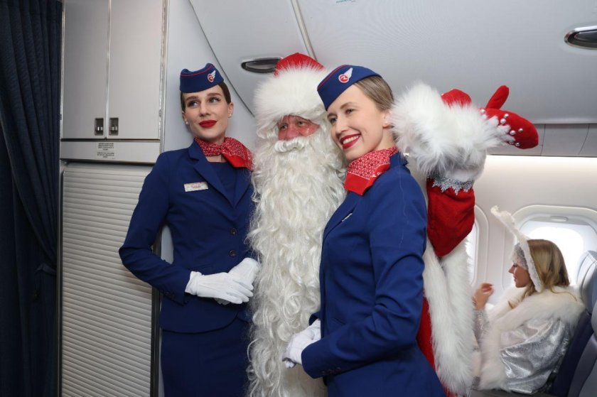 МС-21 Россия дед Мороз