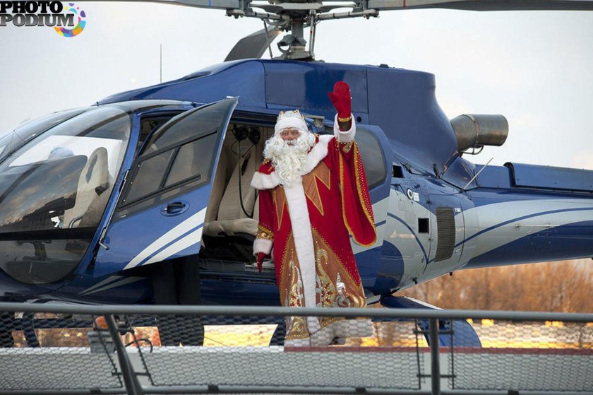 Дед мороз на вертолете