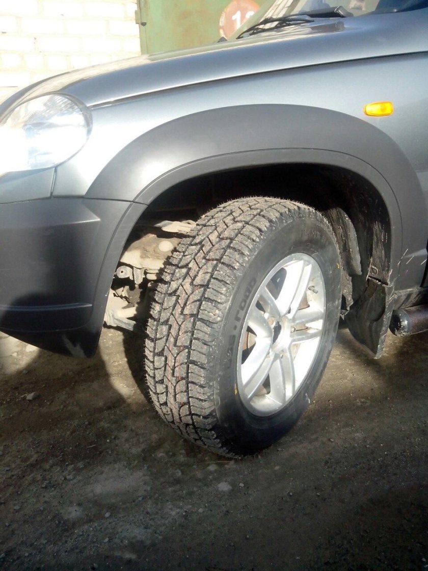 Шевроле Нива на 215 65 16